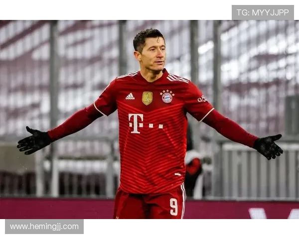 当今世界足球明星盘点及其在国际赛场上的表现分析 当今世界足球明星盘点及其在国际赛场上的表现分析